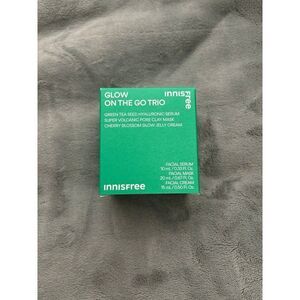 Innisfree glow on the go trio